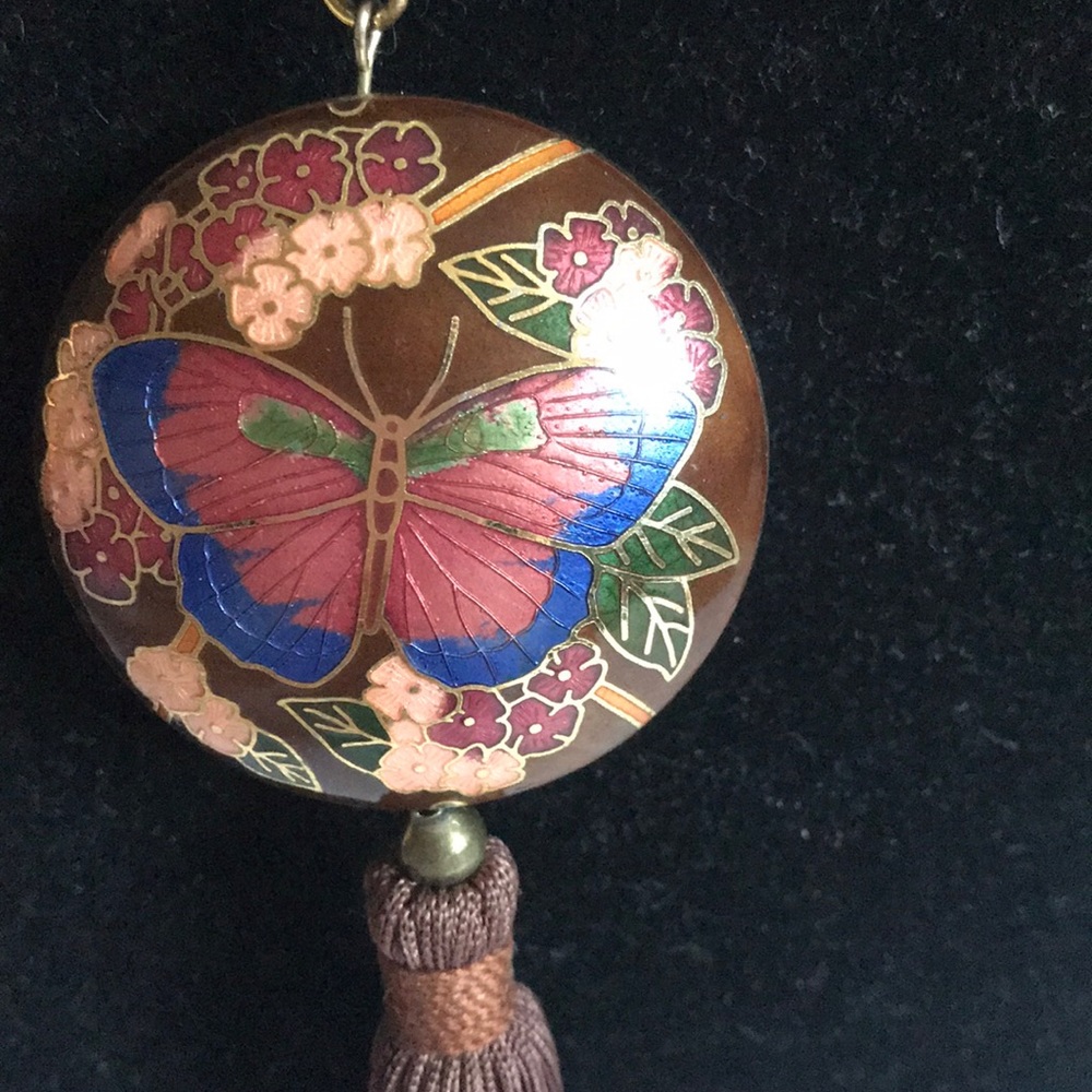 Vintage 3D Double sided Butterfly/ florals enamel necklace - Picture 6 of 15